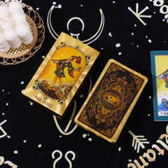 Baraja de Tarot de lámina dorada de lujo y a un precio asequible. Guía bilingüe en español e inglés con un bonito paquete. Juego de mesa con cartas de oráculo.