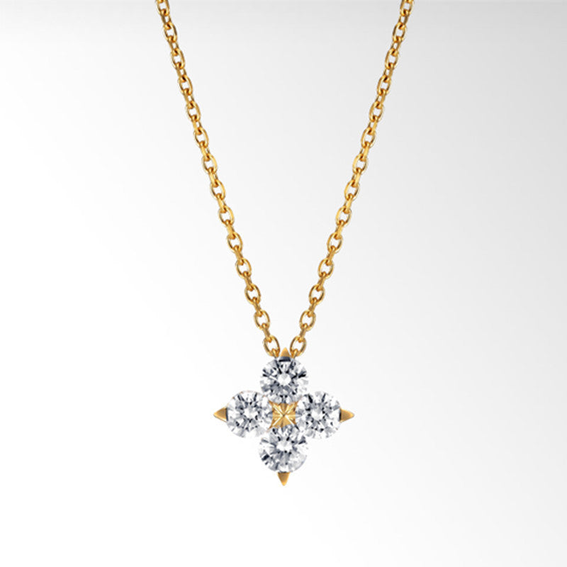 Star Flower Diamond Pendant