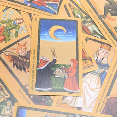 Tarot, variety of cards to choose from